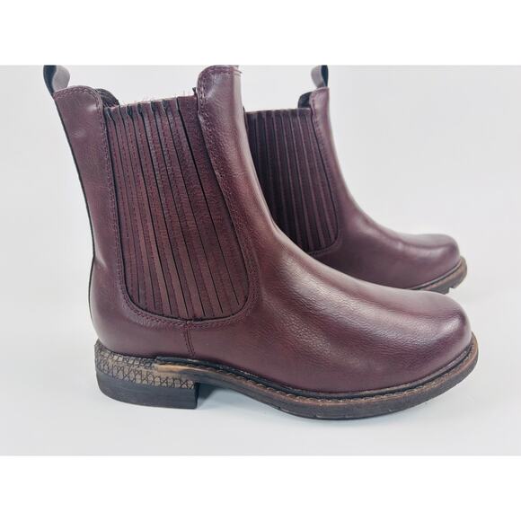 Mukluks Shoes - MUK LUKS Womens Lukees Spike Madison Boots Fashion Size 8